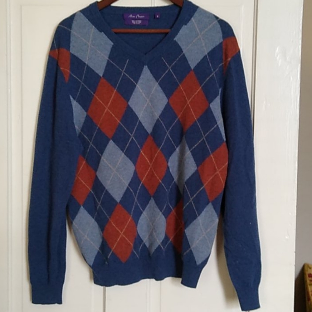 Alan Flusser Cashmere V-Neck Sweater